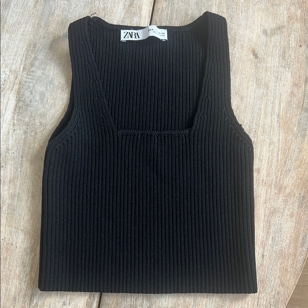 Zara Black Fitted Ribbed Tank Top